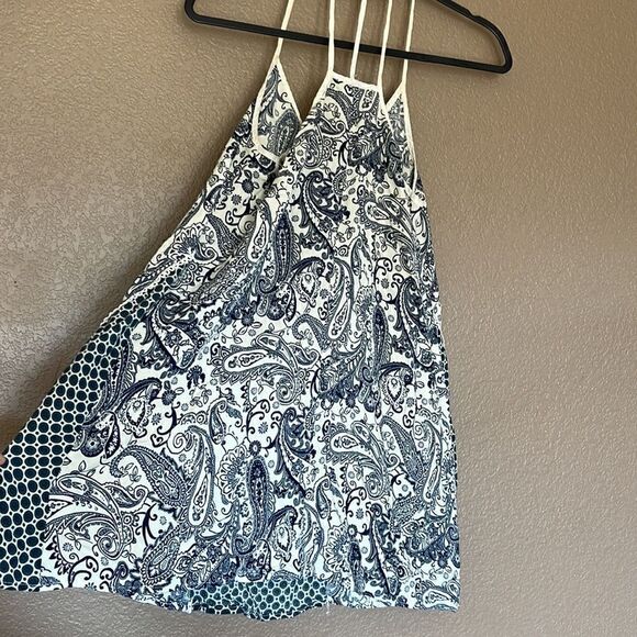 En crème tunic top size small - Picture 5 of 6